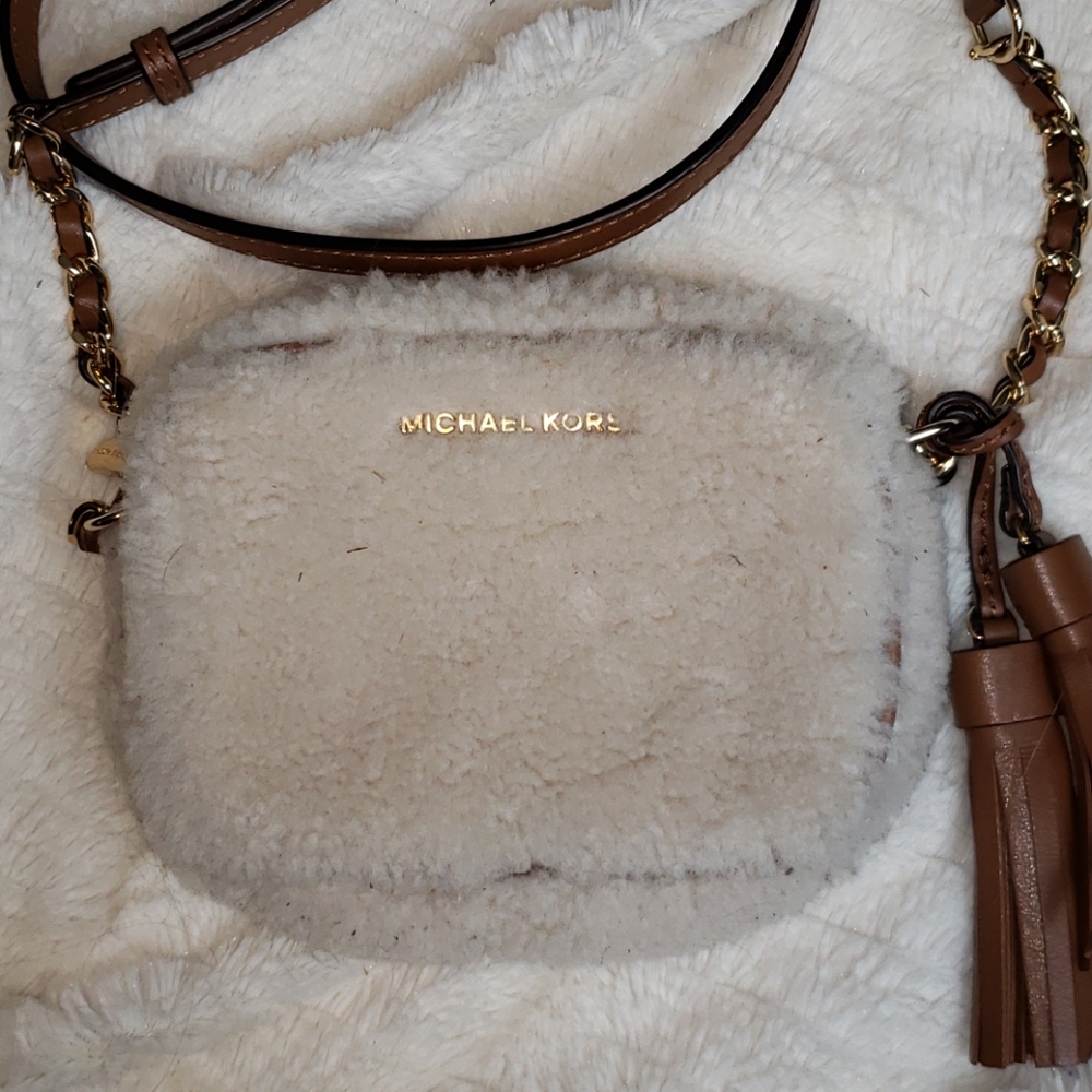 Michael Kors small crossbody purse - Picture 2 of 5